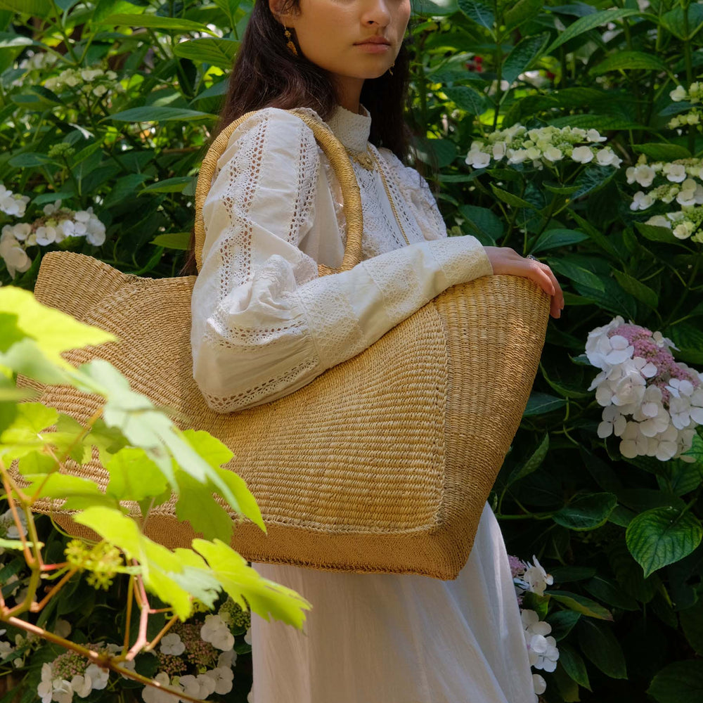 
                  
                    DORCAS LARGE BAG | NATURAL
                  
                